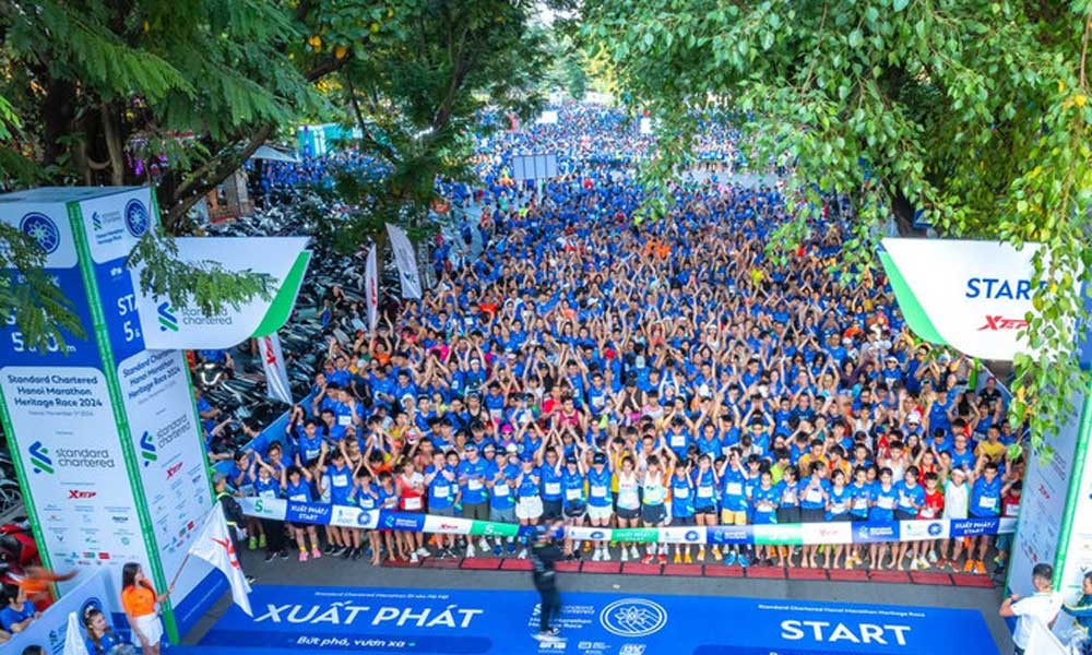 Standard Chartered Hanoi Marathon - Heritage Race 2025 sees nearly 2,500 int’l runners